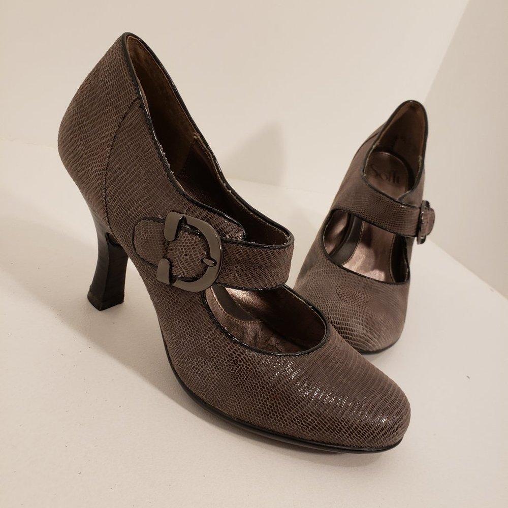 Heels Closed-toe buckle Mary Jane heels